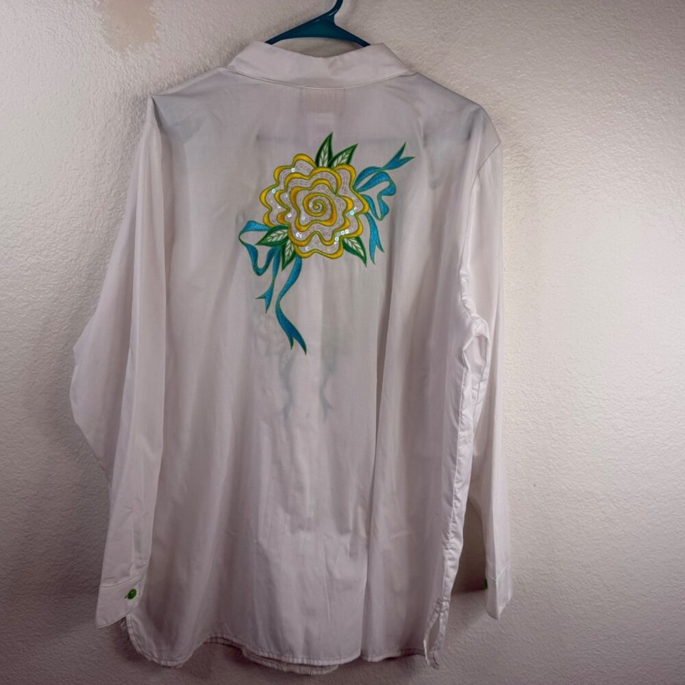 NWT Bob Mackie Wearable Art Top White Sz 1X Button Up Flower Embroidered Sequins - Picture 2 of 16
